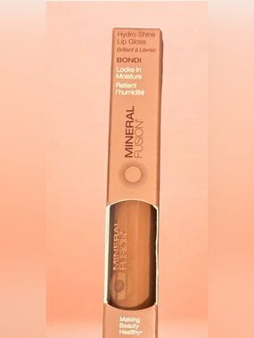 Mineral Fusion Lip Color in Warm Brown Tone